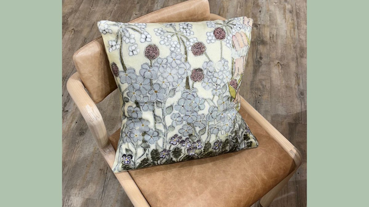 We think this batik 'Forget-me-nots on primrose' cushion designed by @laylatutt is a gorgeous way to bring spring into your home. As any interior designer will tell you pattern and texture are what create the magic in interiors!