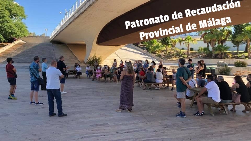 📸La foto es de un caluroso sábado 3 de julio de 2021 bajo un puente

🚨Cientos de trabajador@s del PRP de <a href="/diputacionMLG/">Diputación de Málaga</a> se veían casi en la calle tras décadas de trabajo

🎉Mañana, 1 de abril de 2024, tod@s toman posesión como funcionari@s de carrera

💪🏻VÉIS? SÍ QUE ERA POSIBLE