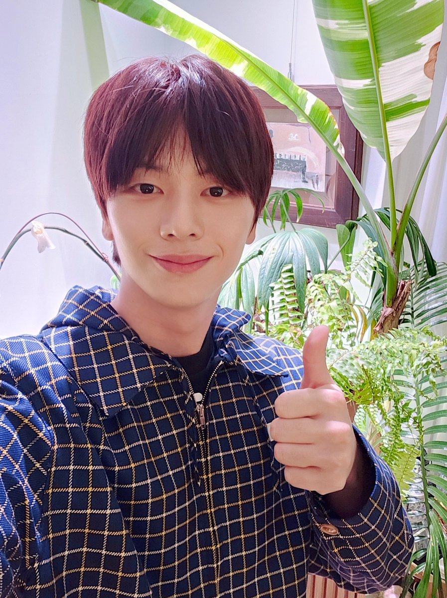 육성재(YOOK SUNGJAE) tweet media