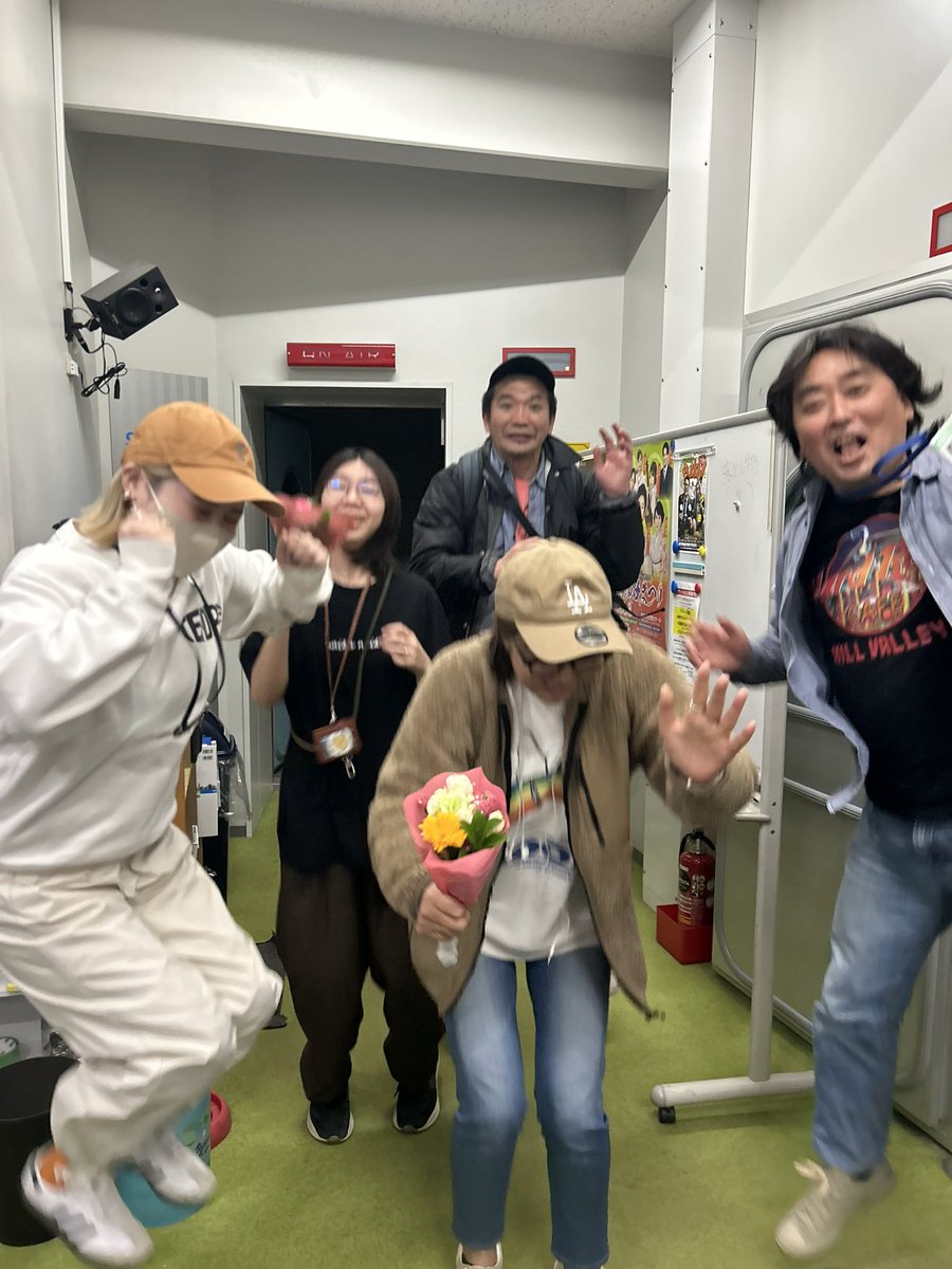 kbc_bake's tweet photo. #最後のブレ写真 #よるばけ https://t.co/8I1OMJ8z03