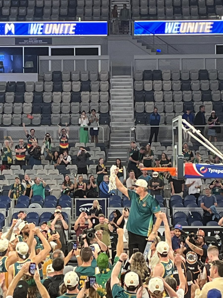 Cameron Brown tweet media