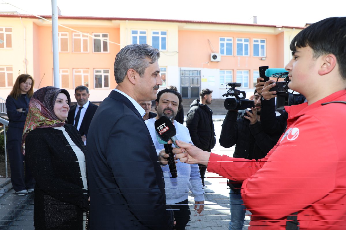 celalkose66's tweet photo. BİSMİLLAHİRRAHMANİRRAHİM

Vatandaşlık görevimizi yerine getirerek oyumuzu kullandık.

Yapılan seçimlerimizin şehrimize, ülkemize ve milletimize hayırlı ve hayırlara vesile olmasını Yüce Rabbimden niyaz ediyorum. https://t.co/kDeqsJp6eG