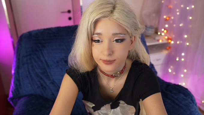 I'm online @MyFreeCams! #onmfc https://t.co/yFwj0sl3Z5 💚 https://t.co/J4XvyohIQQ<a class="tags" href="/tag/myfreecams">@myfreecams</a><a href="/tag/onmfc"class="tags">#onmfc</a>
