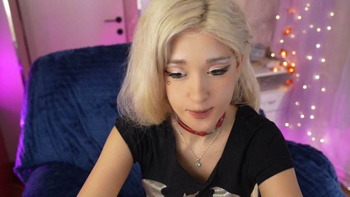 I'm online @MyFreeCams! #onmfc https://t.co/yFwj0sl3Z5 💚 https://t.co/J4XvyohIQQ<a class="tags" href="/tag/myfreecams">@myfreecams</a><a href="/tag/onmfc"class="tags">#onmfc</a>