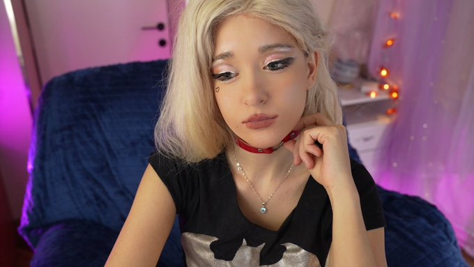 I'm online @MyFreeCams! #onmfc https://t.co/yFwj0sl3Z5 💚 https://t.co/J4XvyohIQQ<a class="tags" href="/tag/myfreecams">@myfreecams</a><a href="/tag/onmfc"class="tags">#onmfc</a>