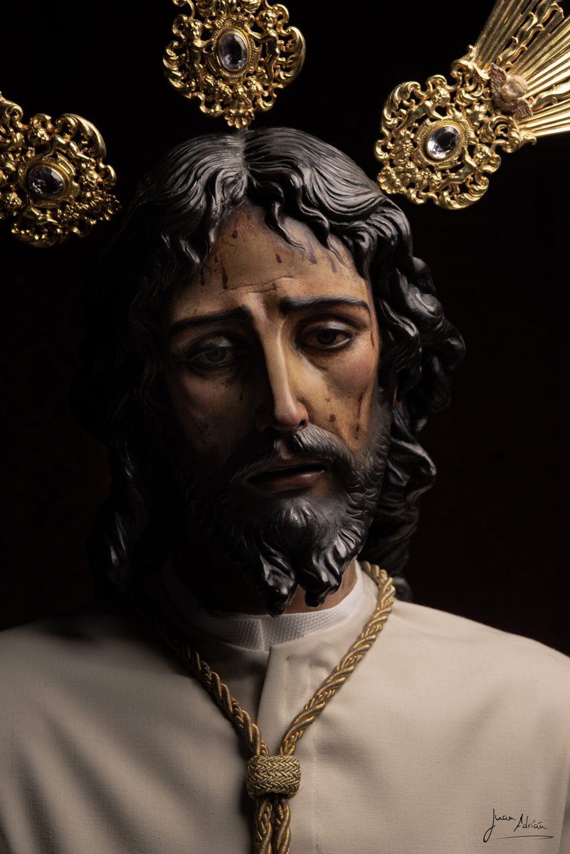 hdadstagenoveva's tweet photo. 🙏 ¿Por qué buscáis entre los muertos al que está vivo? No está aquí; ha resucitado. 

¡Feliz Pascua de la Resurrección,  hermanos.!

#Pascuaderesurrección https://t.co/RH6xSSEDay