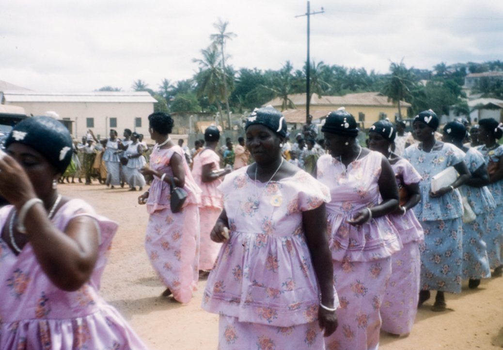 Women dancing at the Easter parade in Saltpond c. 1960 

Gladstone Collection