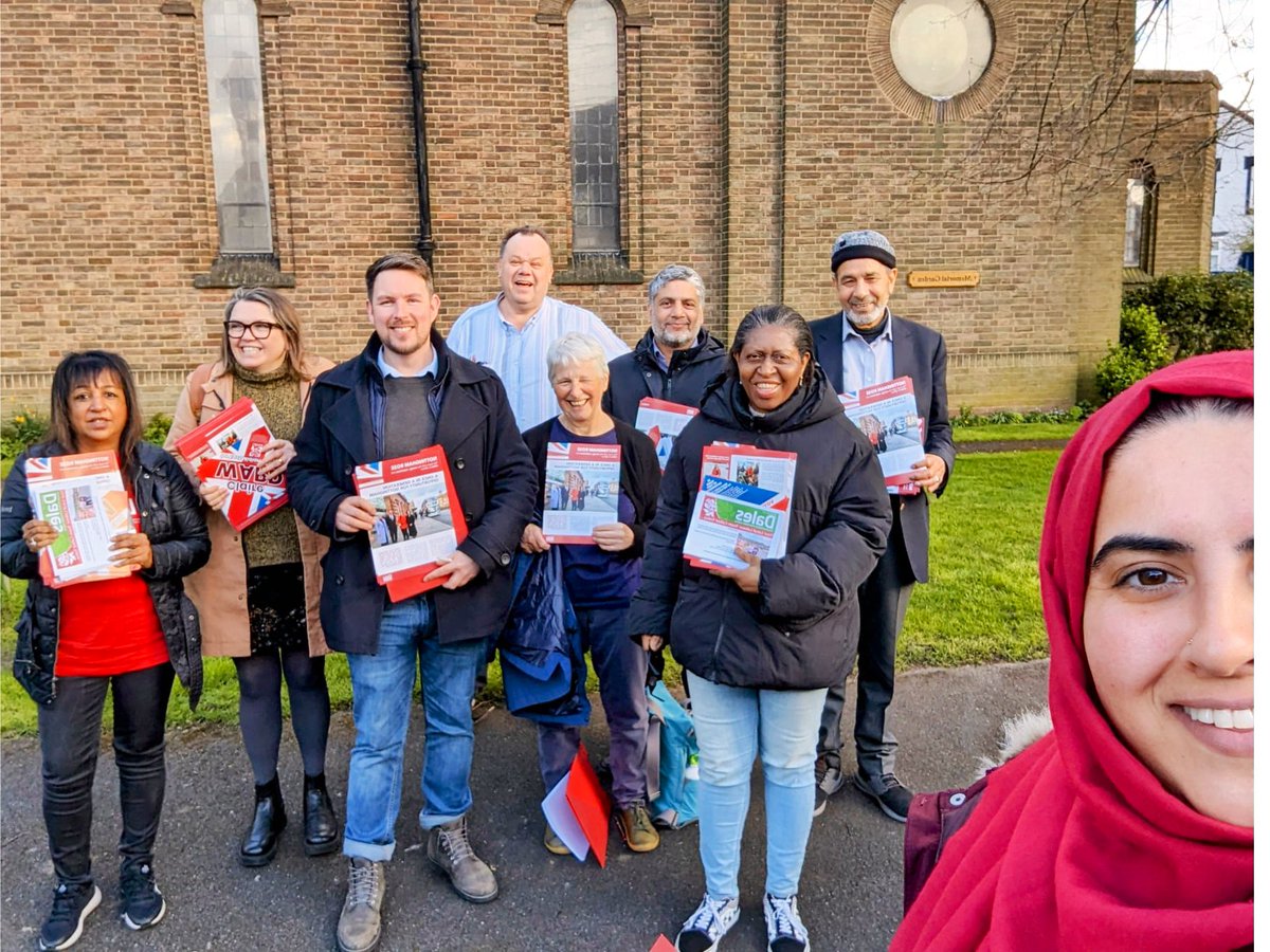 Busy Easter Saturday in Dales: Easter celebrations at Linden Grove with Sowing Sneinton🌱 our Spring Clean litterpick with the brilliant Clean Champions🚮 & speaking to residents with our @NG_Labour colleagues🌹 Enjoying a restful Sunday after that!