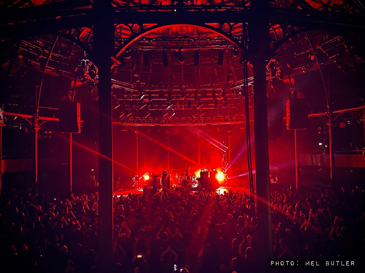 What a fabulous night to end our UK leg of the tour on. Thanks to all who came to see us over the last few weeks. Next stop: Copenhagen. Full tour dates & tickets: themarychain.com/shows 📸 @melbutlerphoto