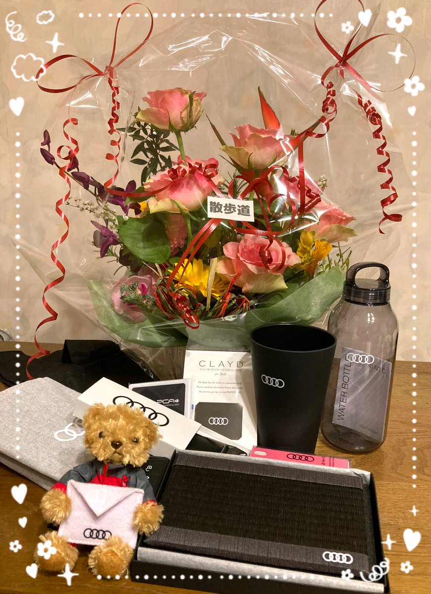 micchi_MH's tweet image. 今日7年振りに車を替えました！

3代目のAudi A1です！
私サイズでコスパも最高です！

このところ凹んでた
私ですが天気もいいし新車にドキドキウキウキでした♡

Audiの皆さん素敵なお花とグッズをた〜くさん頂きありがとうございました🥰
 #安全運転
 #Audi横浜港北
 #AudiA1