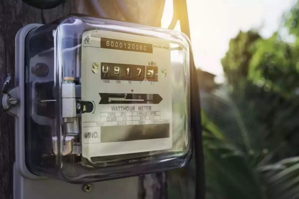 Smart Meter installations could add Rs. 4.5 lakh cr cumulative revenue for discoms over next 7 years as per CareEdge.

 The cost to set up these 25 crore smart meters is about Rs 1.1 lakh crore, with a need for loans of around Rs 76,000 crore.

Out of 25 cr Smart Meters around