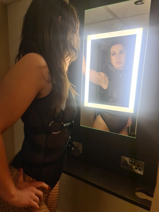 Last night's bunny party was an absolute blast... BDSM Bunny had a great time! https://t.co/niS4504x