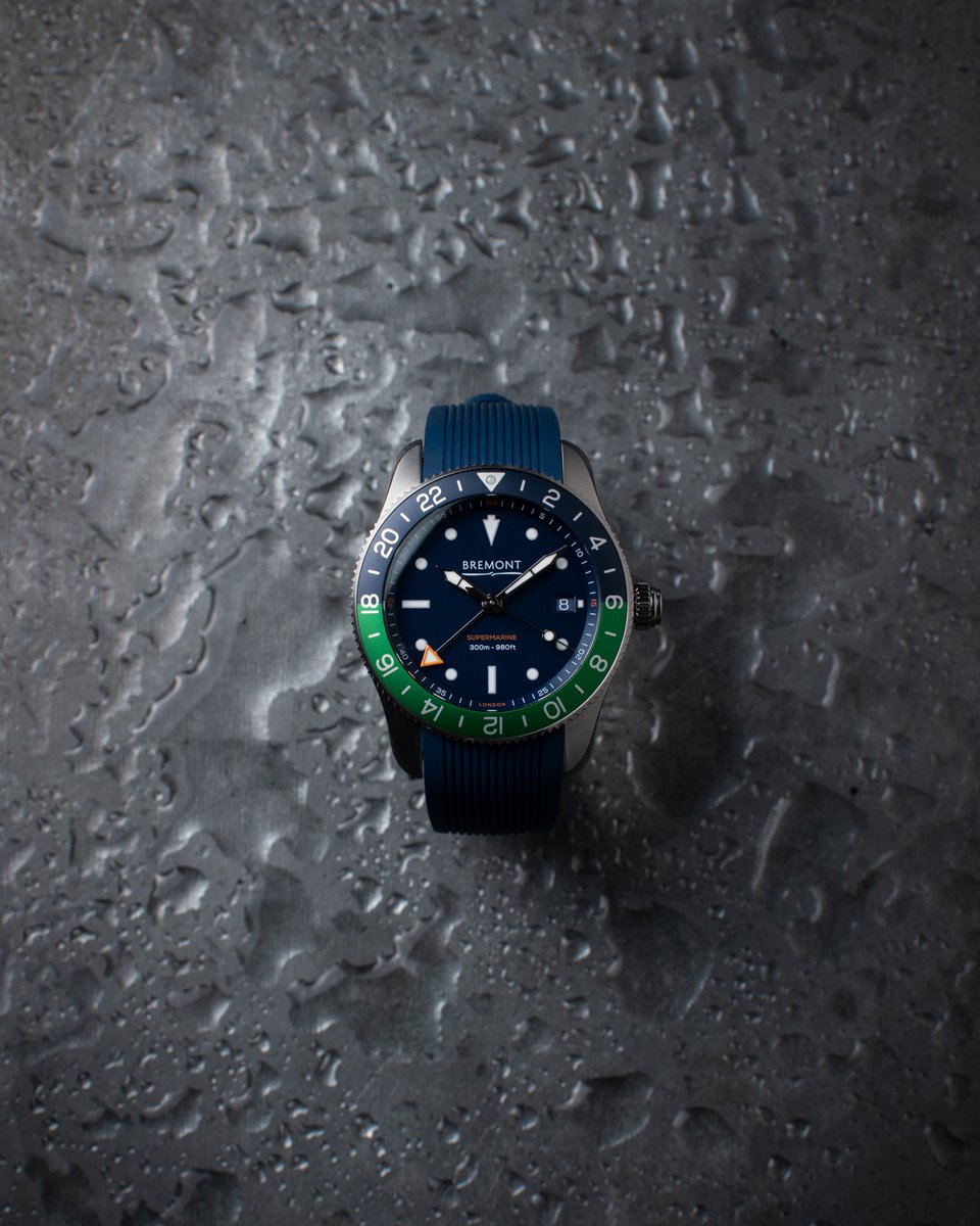 Discover the S302 GMT, featuring a charming bi-colour blue and green aluminium uni-directional 24 Hour bezel. This watch is more than just a timepiece, it's a symbol of your passion for adventure. 🔗 bremont.com/x/s302-blgn-l-s #Bremont #S302GMT #toolwatch