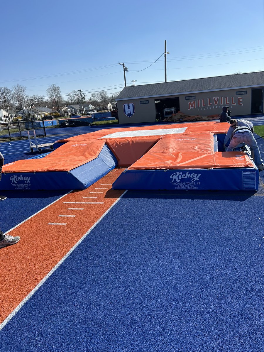 TBoltAthletics's tweet photo. Pics of our brand new pole vault pit at John Barbose Stadium at Wheaton Field!! Coupled with all new hurdles this year we definitely have one of the best facilities for Track &amp; Field!! https://t.co/SiNS4JVdnu
