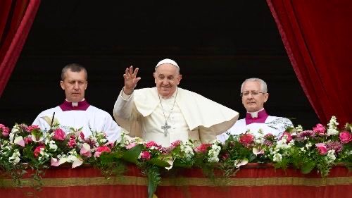 Pope at Easter Urbi et Orbi: “Without the forgiveness of sins, there is no overcoming the barriers of prejudice, mutual recrimination, the presumption that we are always right and others wrong. Only the risen Christ opens the way for a renewed world.” press.vatican.va/content/salast…