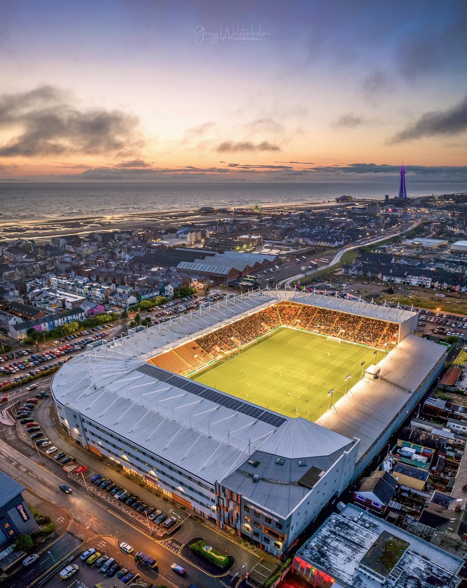 If you know any Blackpool fan who might get a lift with a free ticket for tomorrow’s must win match against Wycombe, please send me a DM. Thank you #TangerineFamily & @TristanDreamT as always.🧡