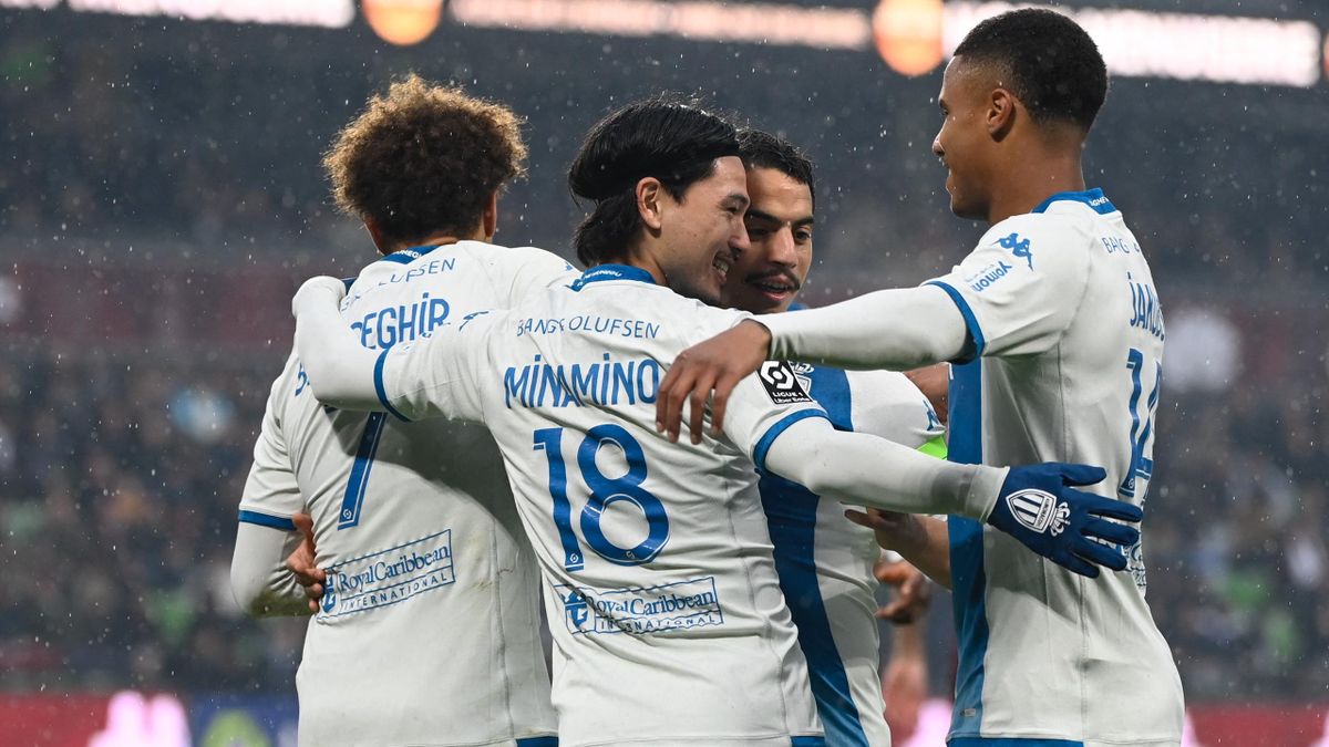 AlyumdrA's tweet photo. #ASMonaco 🔴⚪️ #ASMStats
Les déplacement de l'AS Monaco depuis 4 mois :
🟢 Metz 2-5 Monaco
🟢 Strasbourg 0-1 Monaco
🟢 Lens 2-3 Monaco
🟢 Nice 2-3 Monaco
🔵 Rouen 1-1 Monaco (CDF)
🔵 Marseille 2-2 Monaco
🟢 Rodez 1-3 Monaco (CDF)
🔵 Lens 2-2 Monaco (CDF)
🟢 Toulouse 1-2 Monaco
🟢 Rennes 1-2 Monaco
🧮 19 points sur 21 en #Ligue1
⚽️ 24 buts inscrits (2,4 par match)
🥅 14 buts inscrits (1,4 par match)
🚫 1 Cleen Sheat (10% des matchs)