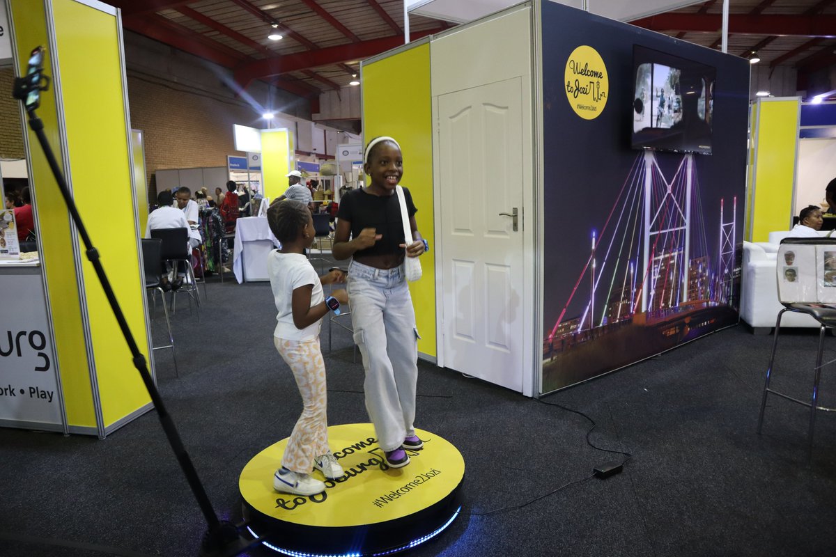 It's Day 4 at the Rand Easter Show, and the excitement is still going strong! Don't miss out on the fun – come and make memories with us today! #Welcome2Joburg #RandEasterShow2024 #randeastershow #Day4 #FunForEveryone