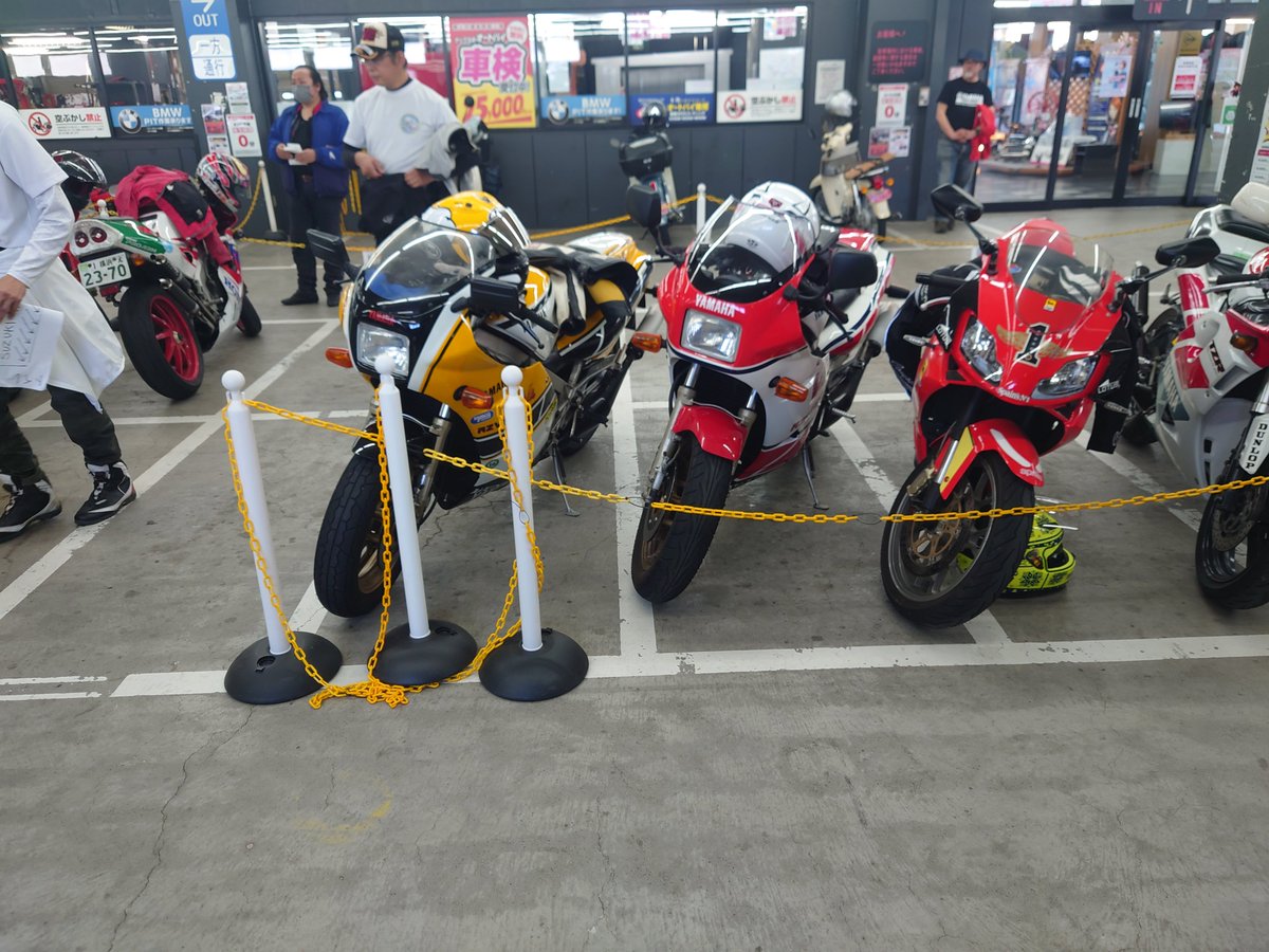 qzd10610's tweet image. #2ストミーティング
#YAMAHA 
#tzr2503ma
本日は2ストミーティングでした
色々な方ともお話出来ましたし
新たな方との繋がりも
ns400?500?の方も来ていました
新車かと思うぐらい綺麗で自分の3maもしっかり整備して綺麗に維持していきたいと思いました