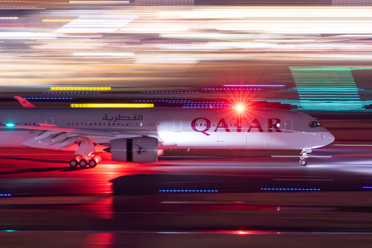 たくさんの「いいね」ありがとうございます。
今夜は皆さんもQATARの写真を投稿しませんか？
既出も複数投稿も今夜は…いいとおもいます！

Qatar Airways (QR/QTR)
Airbus A350-1014 (A35K)
A7-ANS