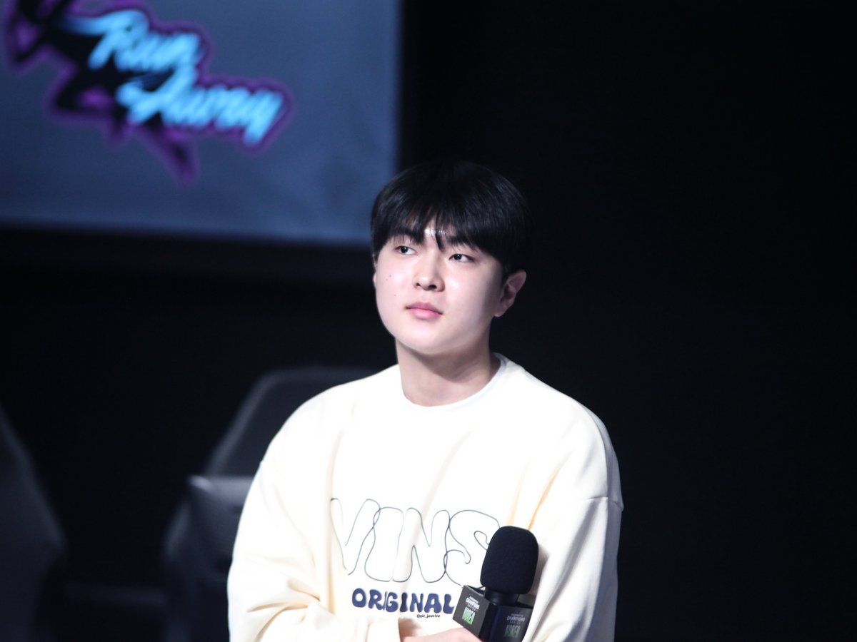 스민📷 tweet media