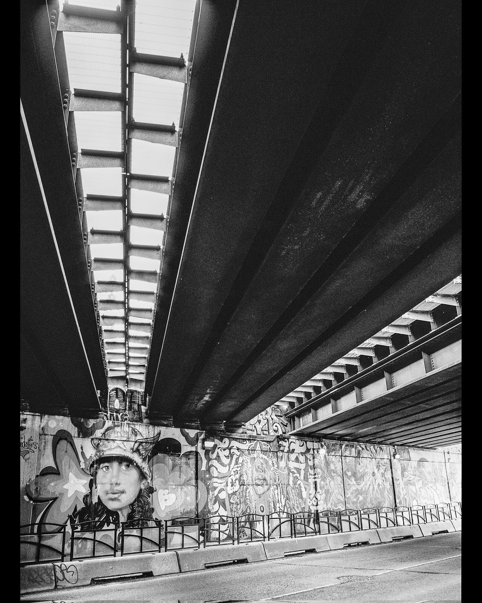 Winged Hats Unite 

Pentax 645 w/ Pentax A 45-85mm f/4.5 lens 📸

Kodak Tri-X - 120 film 🎞

#blackandwhite #filmphotography #LensCulture #blackandwhitephotography #120film #blackandwhitefilm #filmcamera #urbanphotography #abandonedplaces #photography #tone #analoguephotography