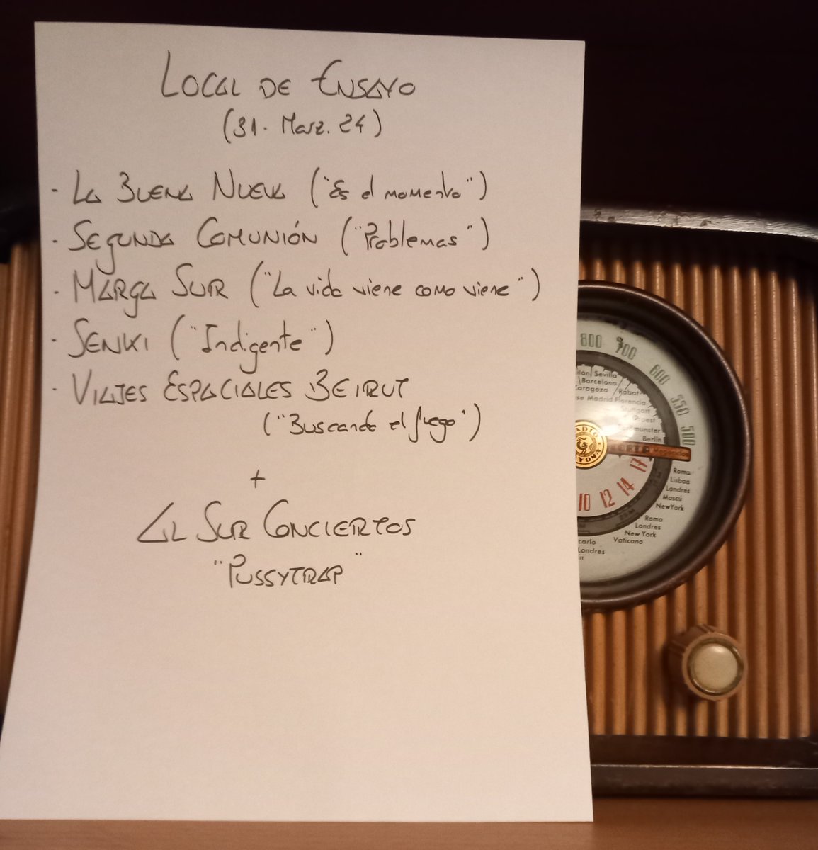 Abrimos <a href="/LocalDeEnsayo/">Local de Ensayo</a> , en <a href="/canalfiesta/">Canal Fiesta Radio</a> Primer tramo con novedades tan recientes como lo último de #LaBuenaNueva antes de su estreno oficial. Además, la vuelta de  #SegundaComunión, y el debut en el programa de <a href="/MargaSur_Rock/">Marga Sur Rock</a>, <a href="/senkioficial/">Senki</a> y #ViajesEspacialesBeirut