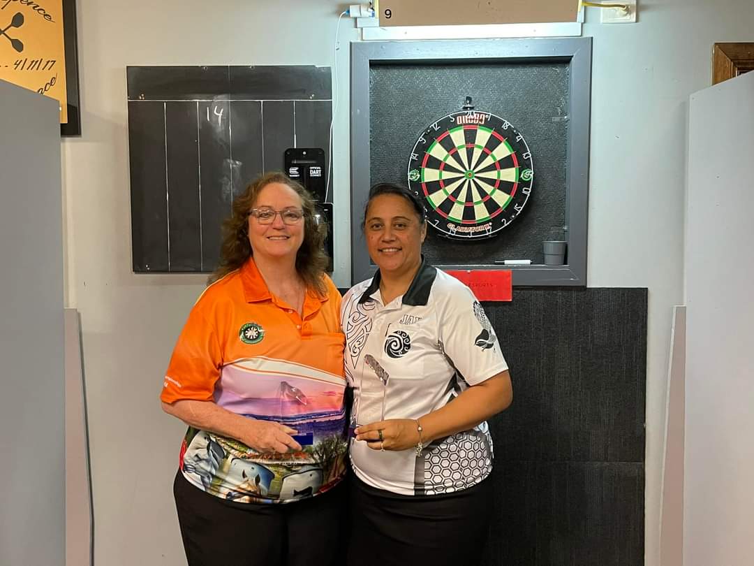 Jackie Marks (right) is the 2024 Women's Victoria Easter Classic champion. Marks, who played for Australia at the 2023 WDF World Cup, beat Joanne Hadley 5-3 in the final. Today was Hadley's 8th final since January 2023 but her wait for a first WDF title in five years goes on.