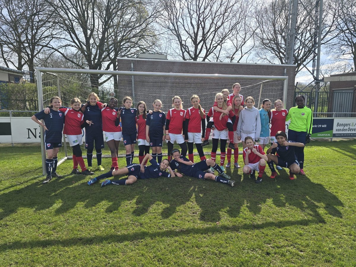 AFCLeytonClub's tweet photo. The u13โs with a 3-0 win against Bagsvรฆrd Boldklub this morning making international connections and new friends in Holland. This is what football should be about. Bringing people together โฝ๏ธ๐ด๓ ง๓ ข๓ ฅ๓ ฎ๓ ง๓ ฟ๐ค ๐ฉ๐ฐ
#LeytonOnTour #EasterOpen #LPS https://t.co/1vXtMYpfXn