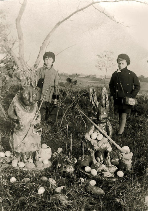 Hoppy #Easter 🐰🥚🐣 📷 Kregždutė children's magazine, No. 3, 1934, Lithuania