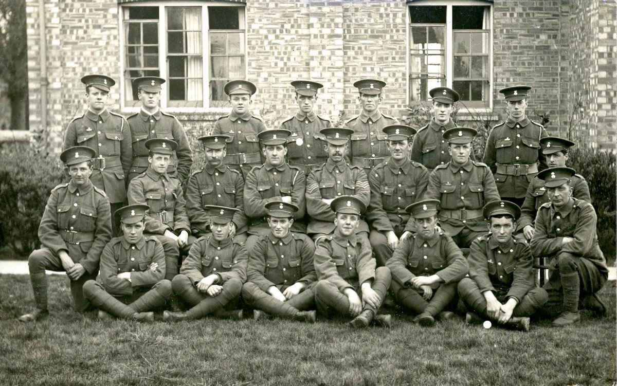 Soldiers from #MenaiBridge, Anglesey serving with the 1/6th (Carnarvonshire & Anglesey) Battalion, RWF taken Easter Monday, 1915.