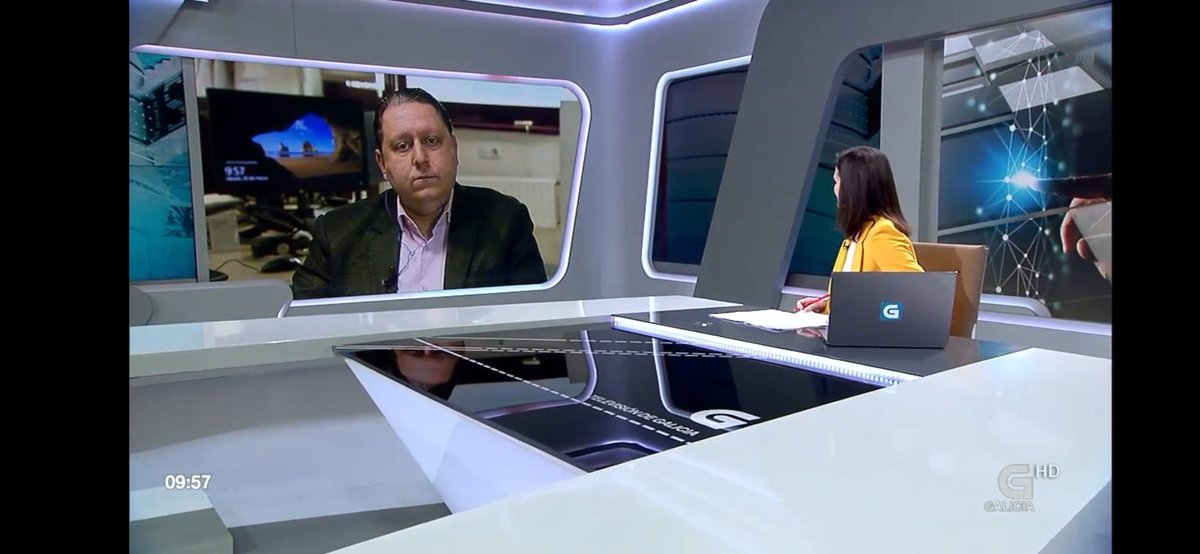 M_OrtegaHortas's tweet photo. Reportaxe con extractos da entrevista feita en directo no programa Bos Días da  @TVGalicia  sobre Intelixencia Artificial no ámbito da saúde. 

Pódese ver a entrevista en (min. 20:47+): https://t.co/nkXr2kFP8i

Grazas á @crtvg pola invitación! @UDC_gal @FIC_UDC  @VarpaGroup https://t.co/WnULwE2v4V