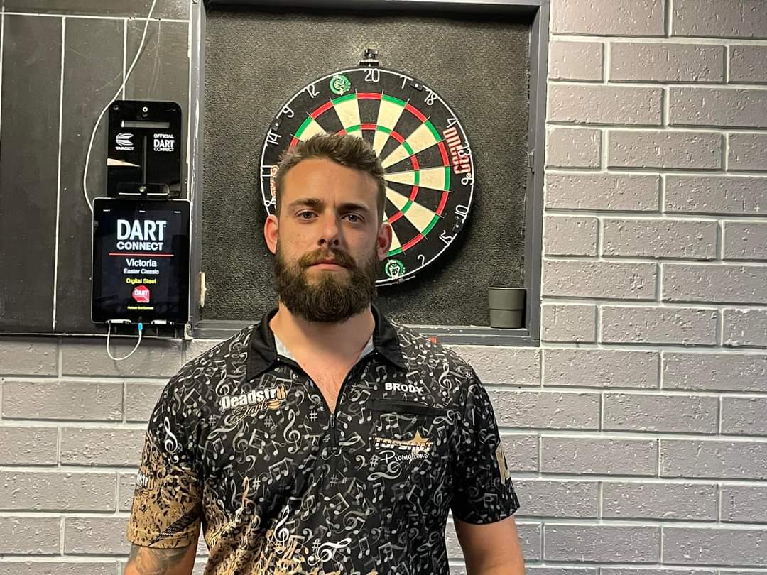 CLASSY CLASSY KLINGE! Brody Klinge just produced a stirring performance to retain his Men's Victoria Easter Classic title. Klinge fired in five 180s and checkouts of 115 and 157 in a 6-3 final win over Danny Porter, averaging 91.32 in the process.