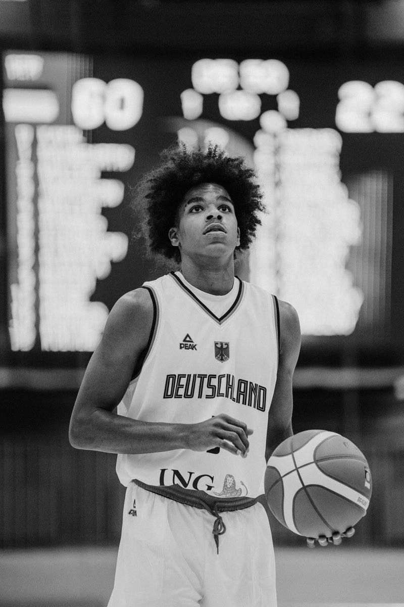 _felixsteiner's tweet photo. Rein in Tag 2 beim AST. 📸 Der hier hatte gestern mal richtig Laune. Christian Anderson mit 31 Punkten zum Auftakt der U18 gegen Tschechien. #AST24 #dbb #beyondhoops https://t.co/vK0pRHZHQu