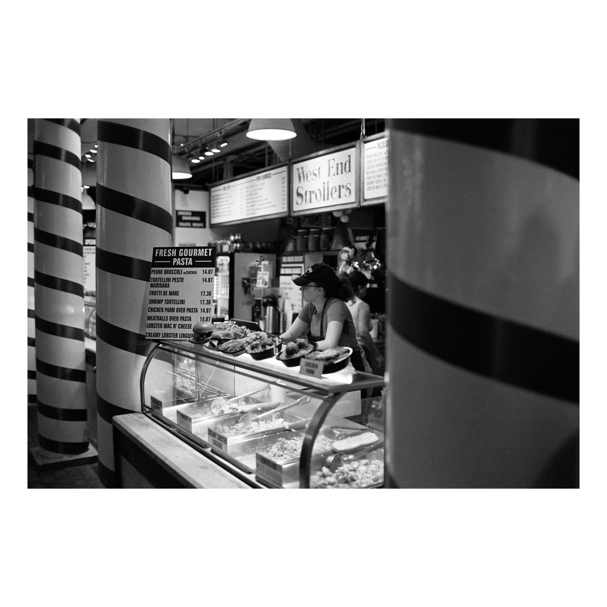 Waiting.
Boston,MA, Quincy market.
#boston #Massachusetts #quincymarket #food #visitboston #analogphotography #filmphotography #bostonphotography #35mm #35mmfilm #leicamp #leicafilm #leica35mm #kodak #tmax400 #kodakfilm #kodak35mm #monochrome #bnwphotography