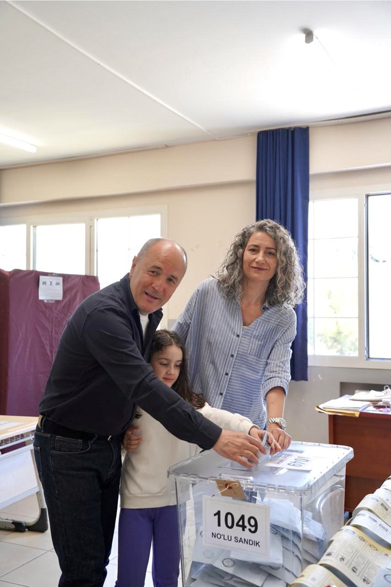 Bu demokrasi bayramına katılarak oyumuzu kullandık. Seferihisar için, İzmir için ve tüm ülkemiz için hayırlı olmasını diliyorum. Ve tüm vatandaşlarımızı oylarını kullanmaya davet ediyorum. 

Seferihisar için #TamZamanı