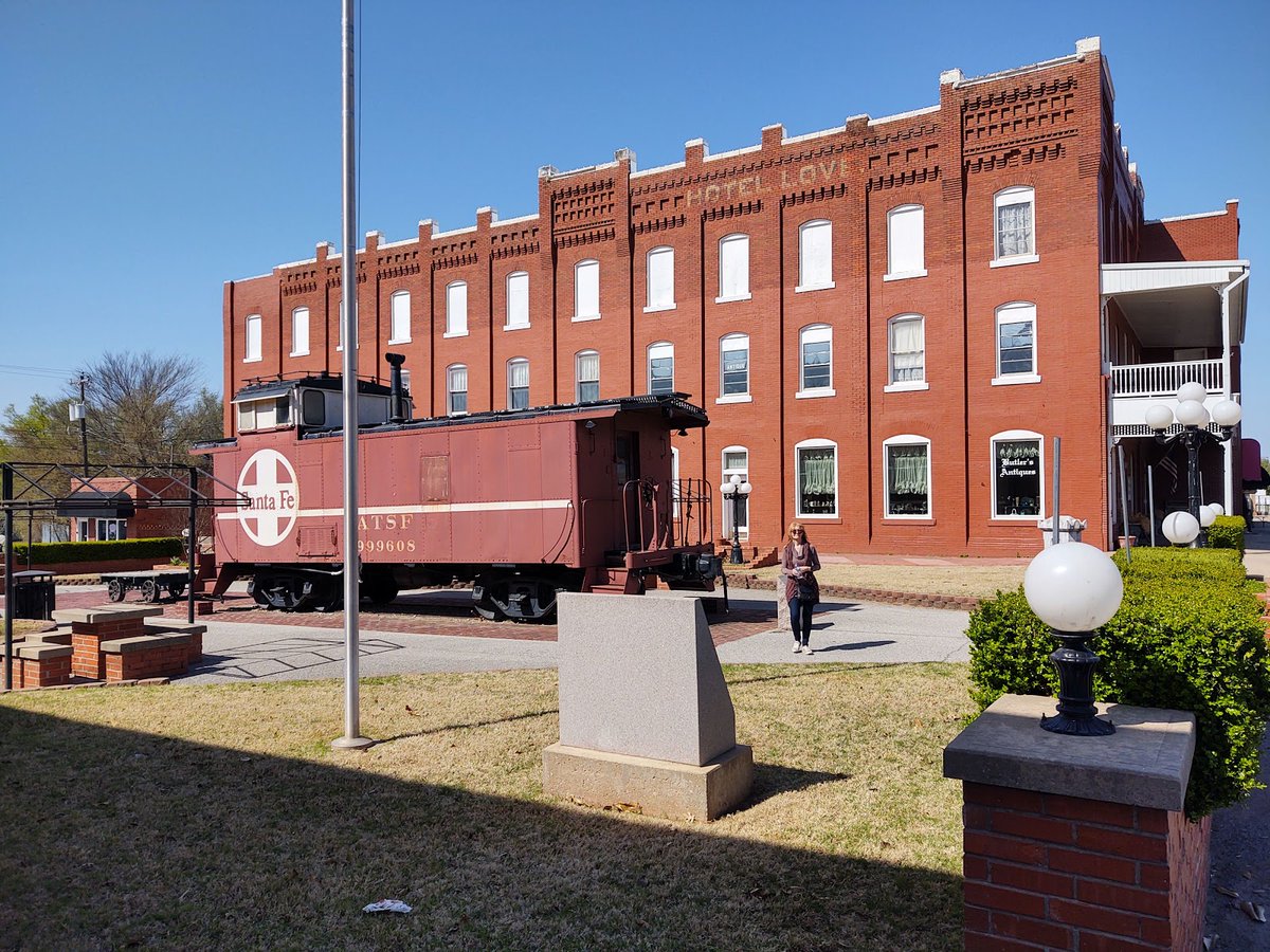 New town every hour tweet media