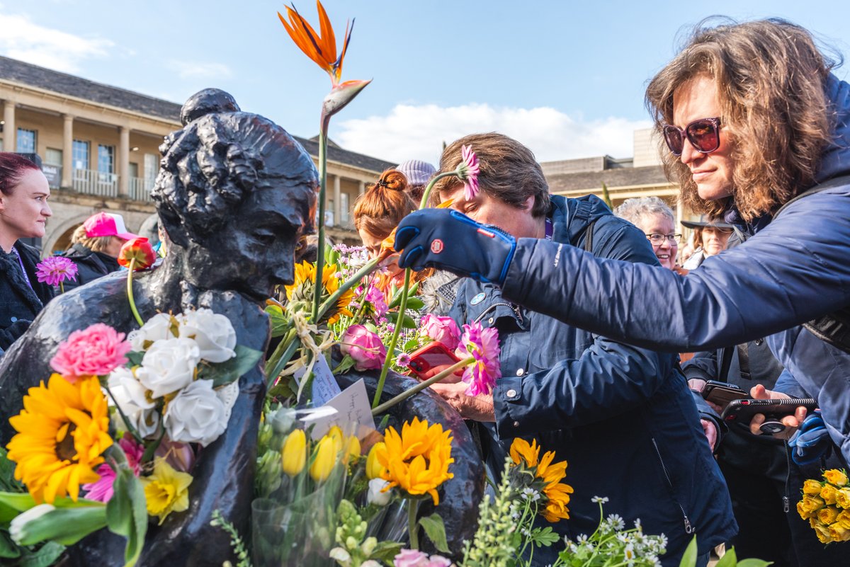 Celebrate Anne Lister's 233rd Birthday 🌺 Join us on 3 April from 9am-10.30am for flower laying to honour this iconic woman. With performances by the Anne Lister Singers & All Together Now choir. More info 👉 ow.ly/IAYy50R3onZ