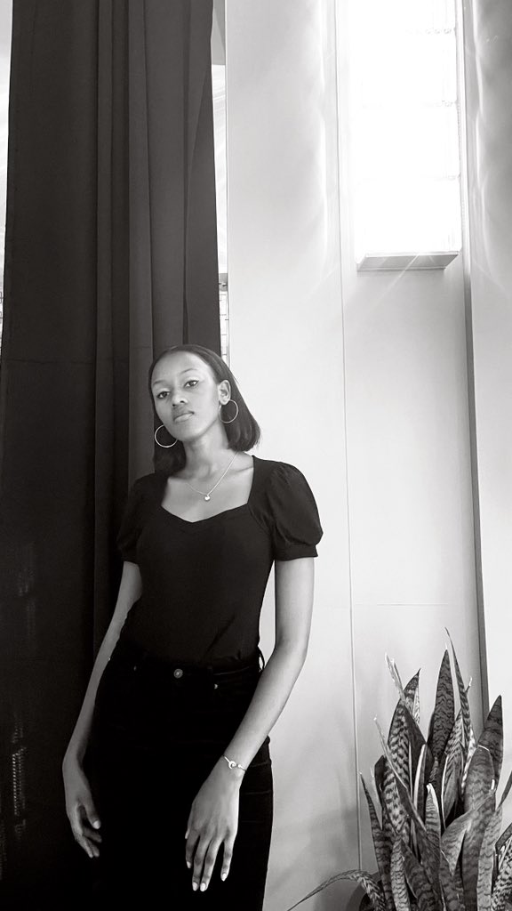 #RwOT Exuding grace with every step, for elegance is the language of the soul. 

#pasikanziza my beloved people. 🤍