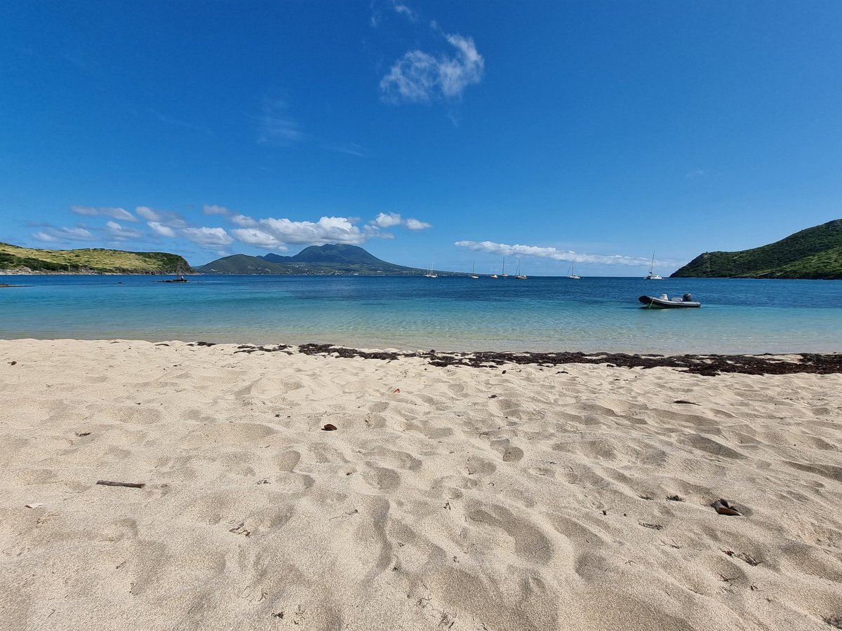 WibCar's tweet photo. Empty beaches with only a few locals (if at all) and view of the neighbouring island of #Nevis. Love love love it here! 💕 @StKittsTourism https://t.co/9RPUfktJCE