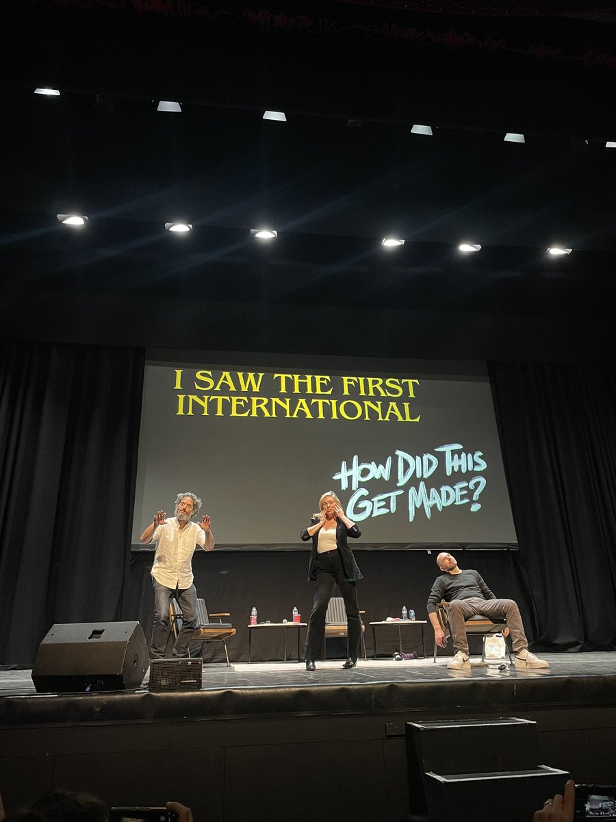 ABaldOpinion's tweet image. Scoping out the competition!
@HDTGM 

#howdidthisgetmade #abaldopinion #hdtgm