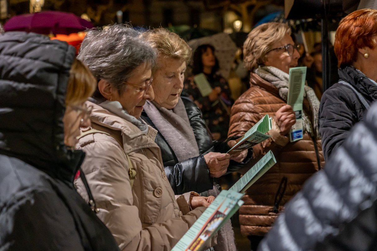 🗣️Ahir la nit vam començar la #Pasqua amb el #CordeFarners.

 🙌 Una gran actuació amb acompanyament del piano a càrrec d’Èlia Masferrer, la guitarra d’Emilio Sànchez i sota la batuta del nostre estimat director Josep Masfarrer. 👏

#CulturaSCF