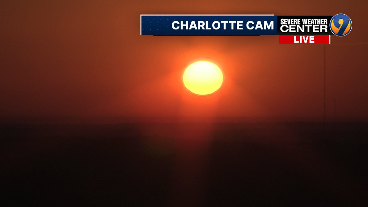 madithemet's tweet image. Another absolutely gorgeous start out there early this morning! Look at that SUN!!! @WSOCTV
