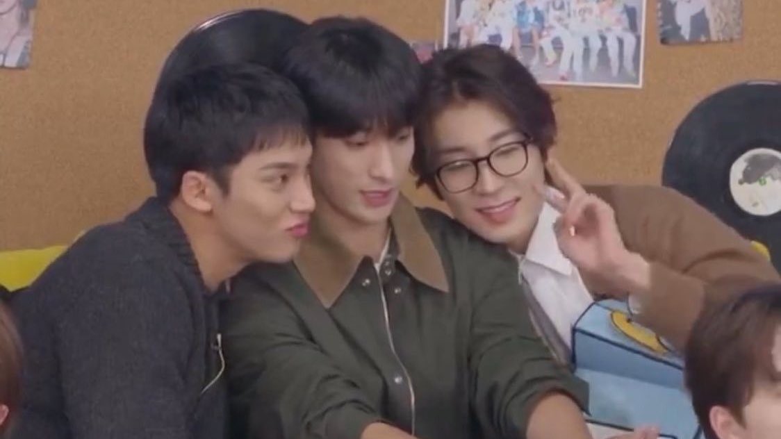 wonuversee's tweet photo. they are so precious to me https://t.co/AF0tLtkd8P