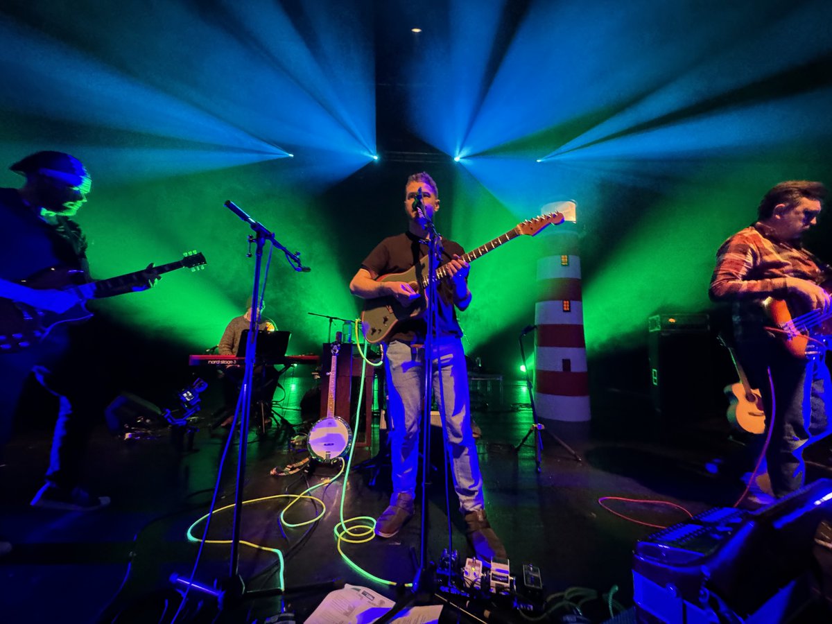 Fun filming @BelugaLagoon concert in Stirling last friday:) #musicvideo #belugalagoon #scottishmusic #cameraoperator #stirling perfectviewproductions.co.uk/blog/2024/3/31…