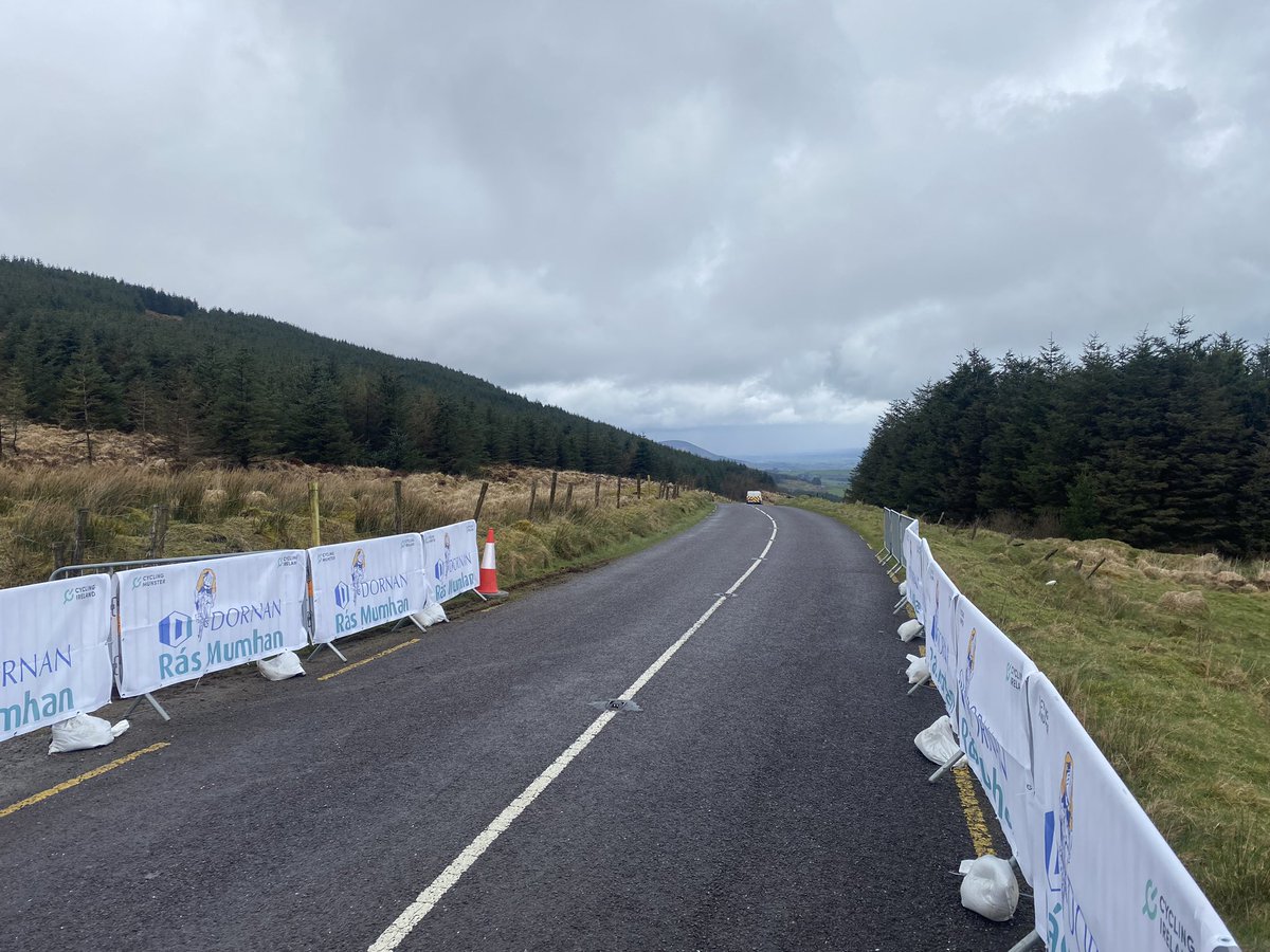 We’re at the “Kerrymans Table” for the penultimate stage of @TheDornanGroup @Rasmumhan Anyone who finishes today deserves a medal!! ⛰️ 🏔️ 🏔️ Follow it live here: popupraces.ie/race/dornan-ra… #RásMumhan24