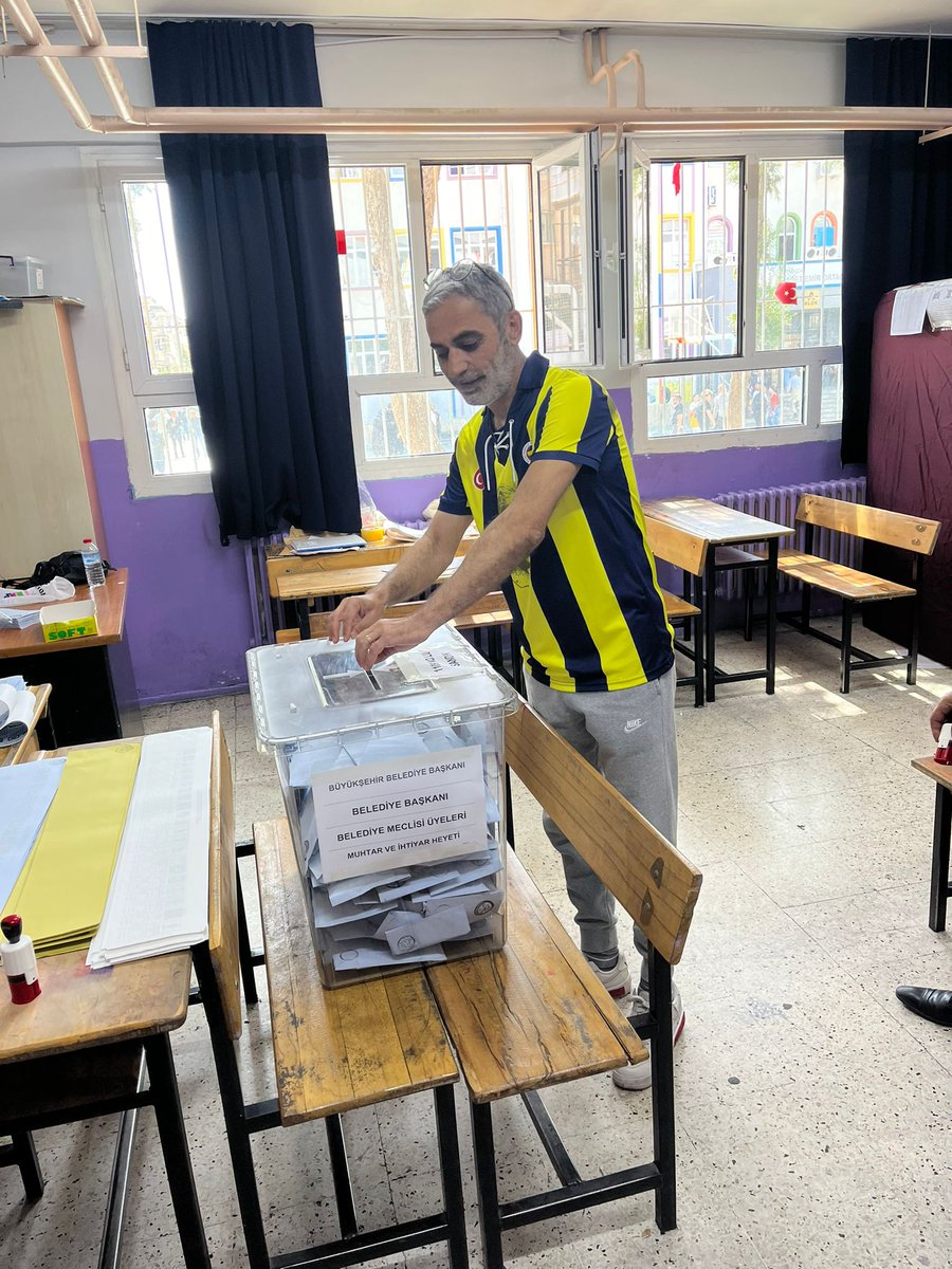 Rengimiz belli,oyumuz belli