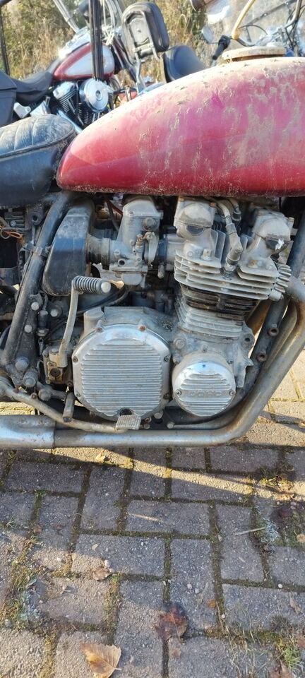 BarnFindsUK's tweet photo. Ad: 1976 Kawasaki KZ900 project
On eBay here -->> https://t.co/TEfuw5aCoE
#KawasakiKZ900 #MotorcycleRestoration #ClassicMotorcycle #BikeProject #KZ900Build #MotorcycleProject https://t.co/saJSL0msDE
