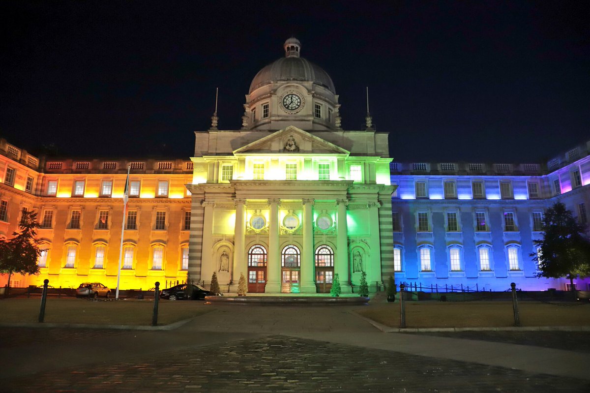 CatholicArena's tweet photo. IRELAND 

Not a single member of the Irish government has wished Christians a Happy Easter on X, or even recognised it. https://t.co/AS87Wd2ndR