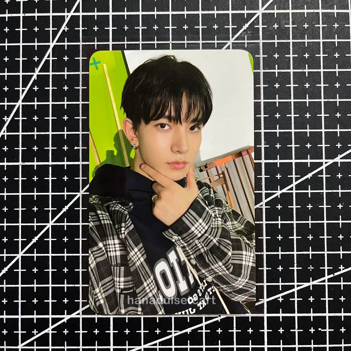 hanadulsetcart's tweet photo. wts lfb ph 

heeseung engene zone pc (₱1,000)

t. enhypen enha manifesto manila mnl asia ez photocard https://t.co/RmtF6HKICk